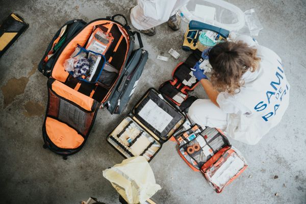Top 5 critères incontournables d'une trousse de secours pro